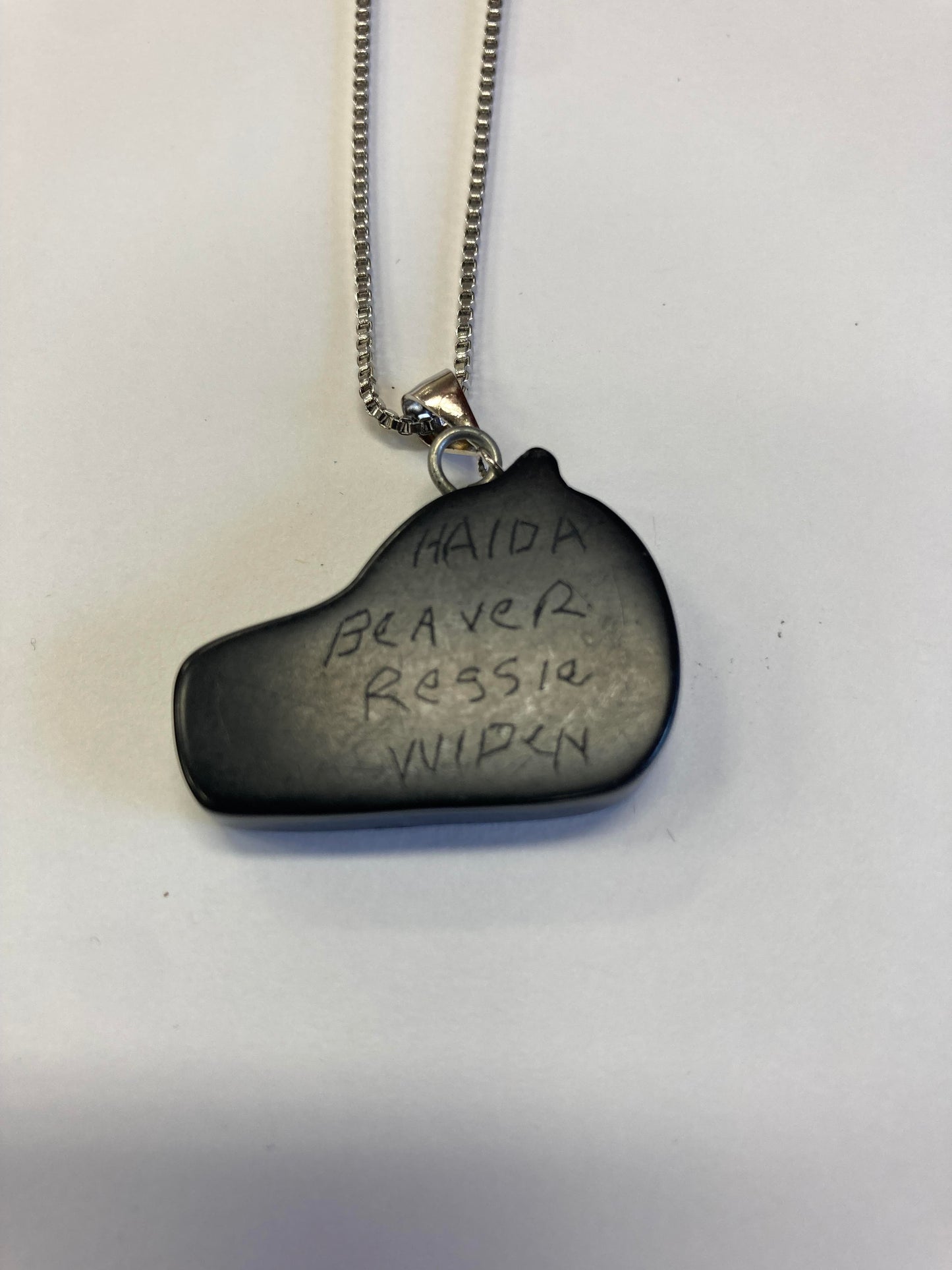 Pendant - Argillite - Beaver