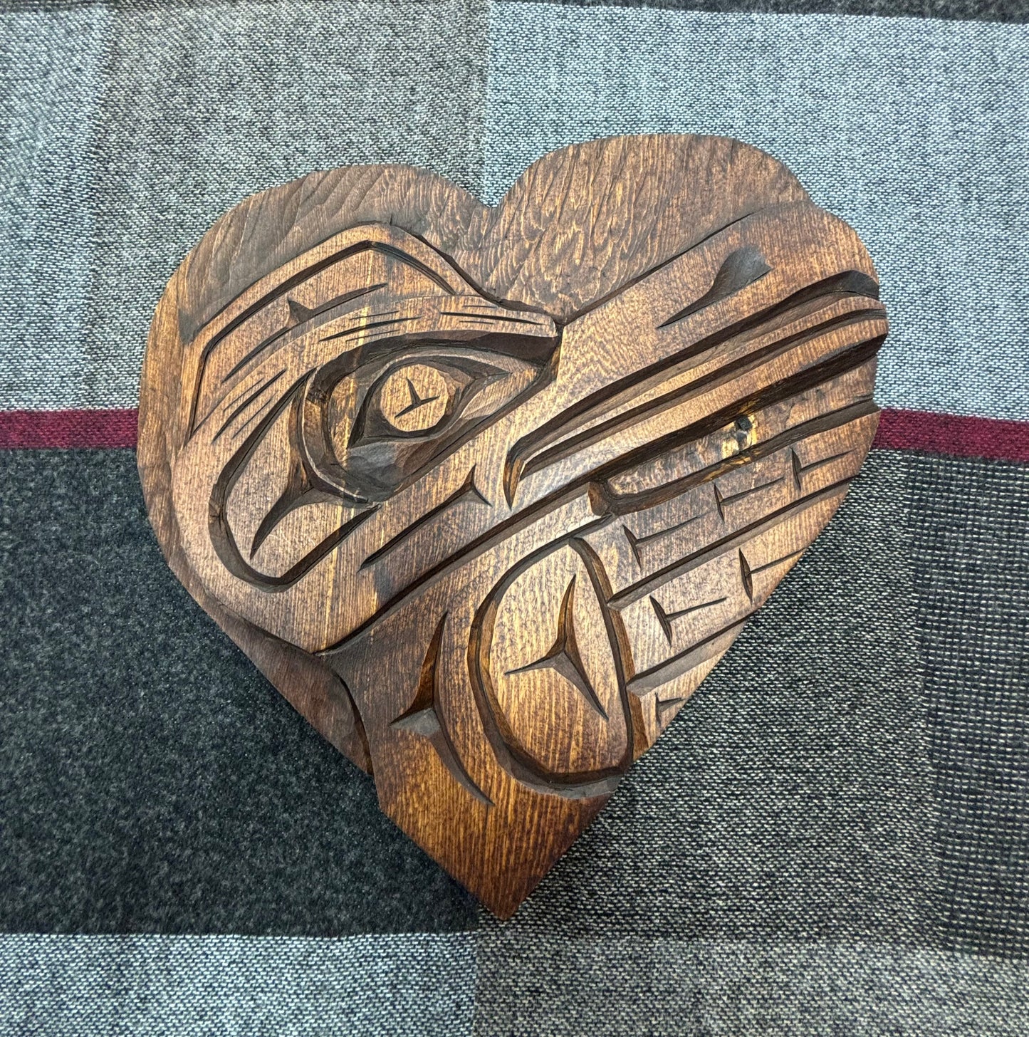 Carving - Heart Plaque - Raven