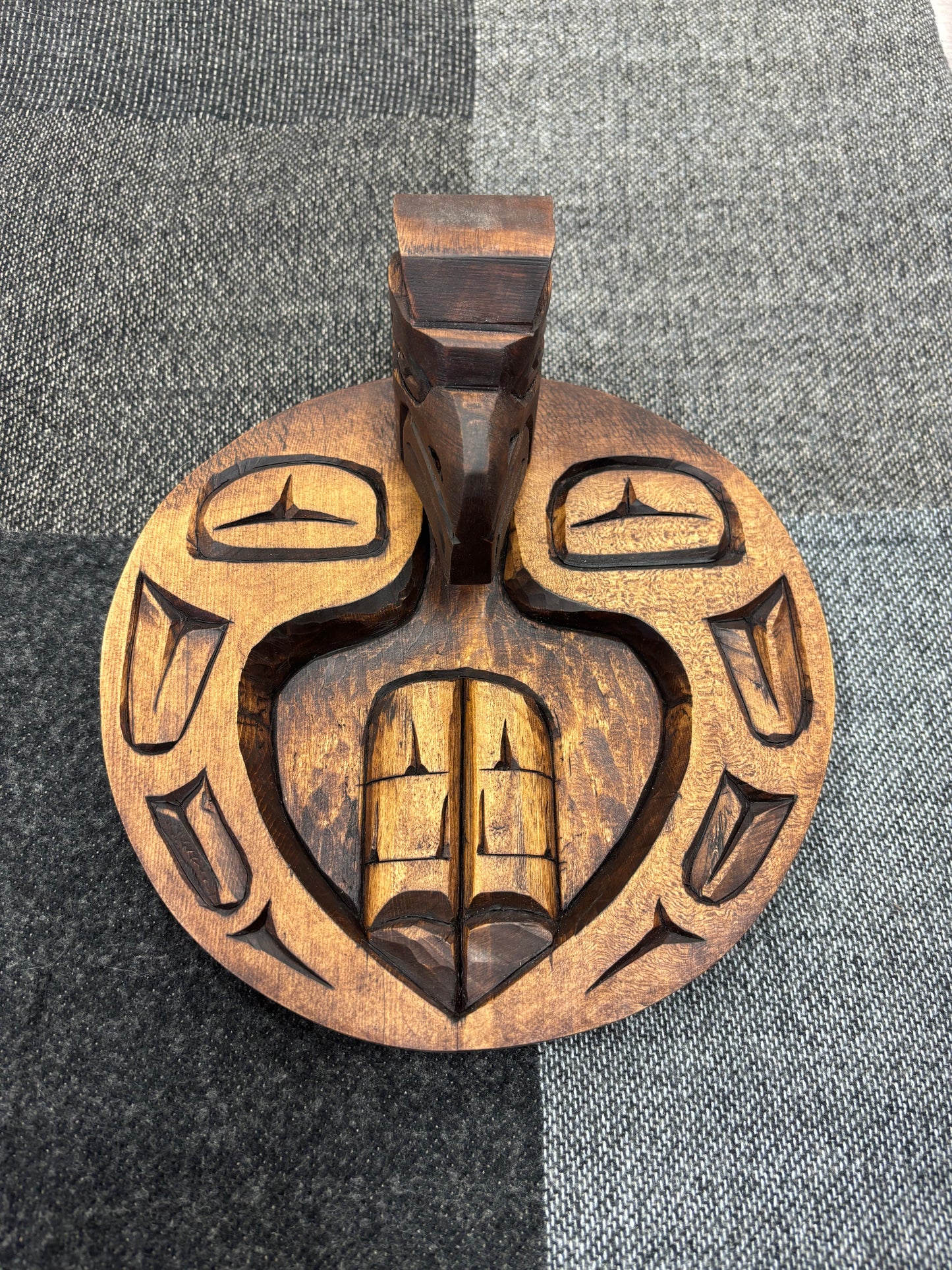 Carving - #3 Round Eagle Plaque Small