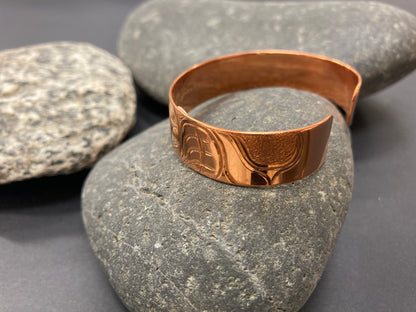 Bracelet - 1/2 in Copper Cuff - Wolf design